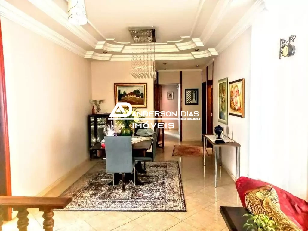 Apartamento com 3 dormitórios e 1 Suíte à venda, 197m² por R$ 375.000 - Centro - Limeira/SP